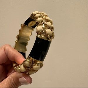 CC Skye black, beige and gold bangle